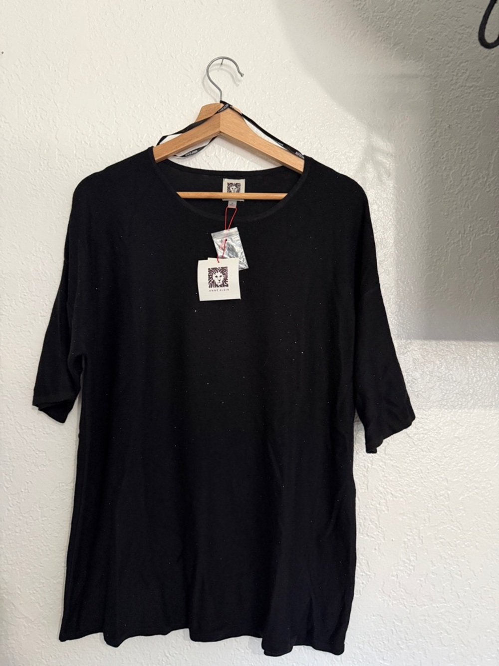 Anne Klein Black Short Sleeve Crewneck Tee